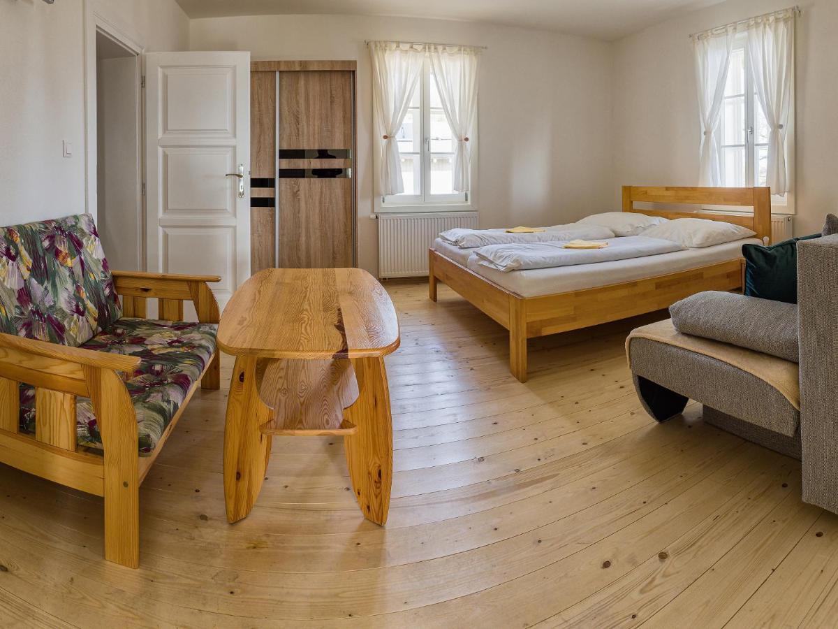 Svajciarsky Dom Guest House Vysoke Tatry Exterior photo